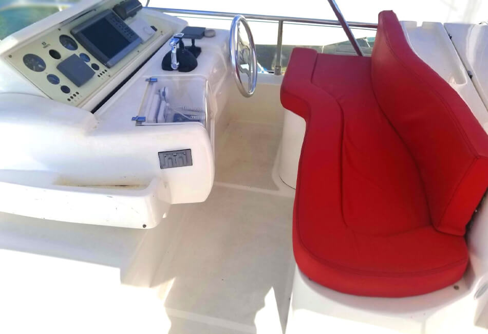 60 Ft Ferretti Flybridge Luxury Motor Yacht 